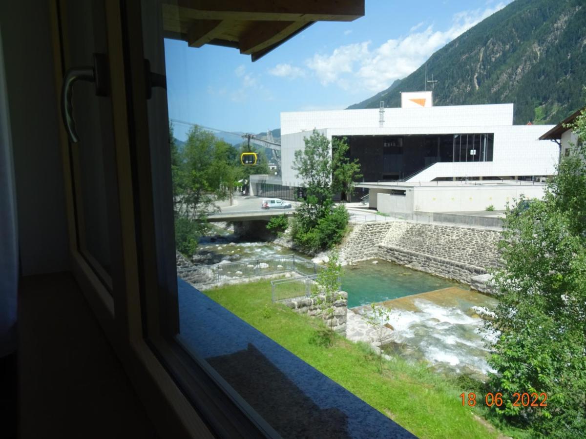 Apart Anna Mayrhofen Buitenkant foto