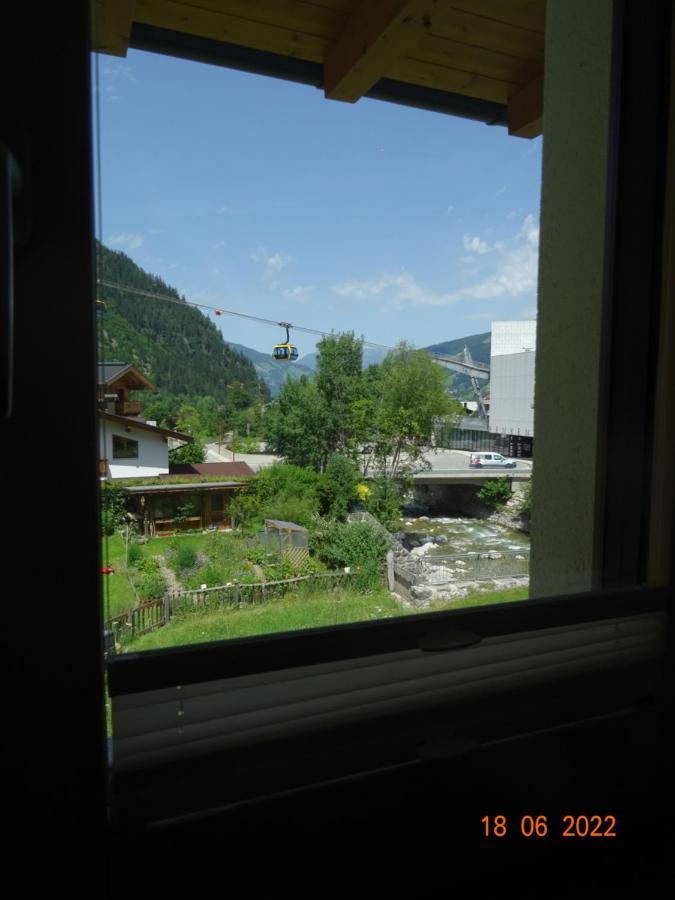 Apart Anna Mayrhofen Buitenkant foto
